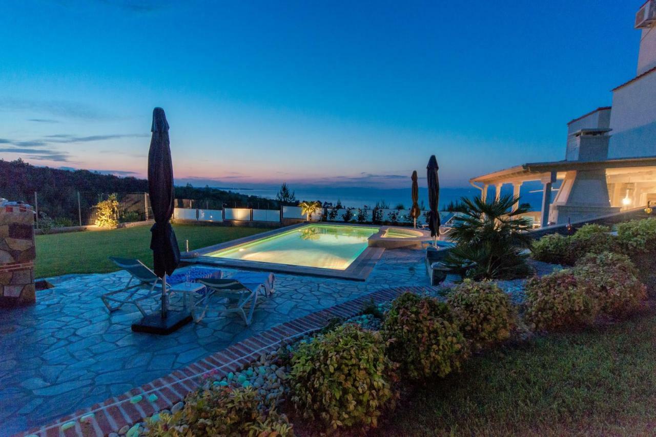 Villa Alina Hanioti Buitenkant foto