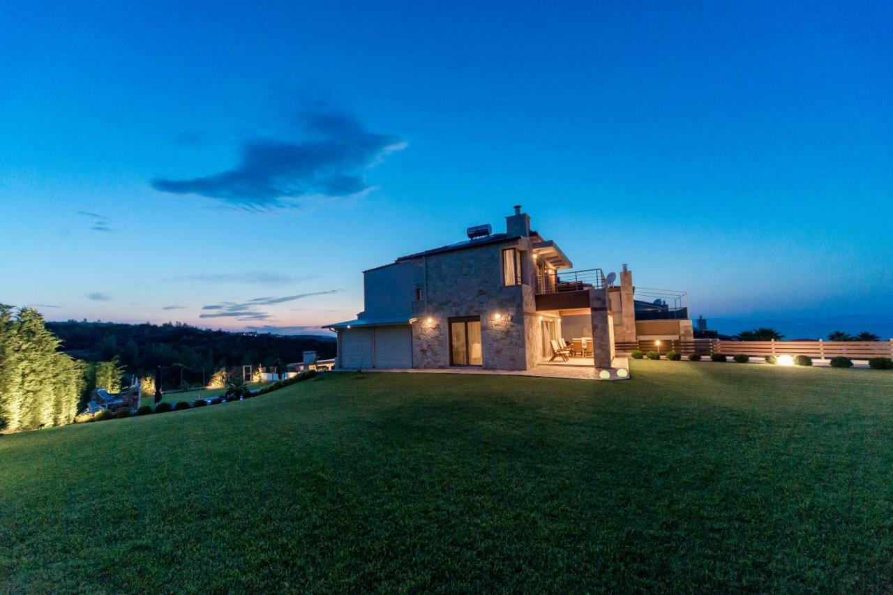 Villa Alina Hanioti Buitenkant foto